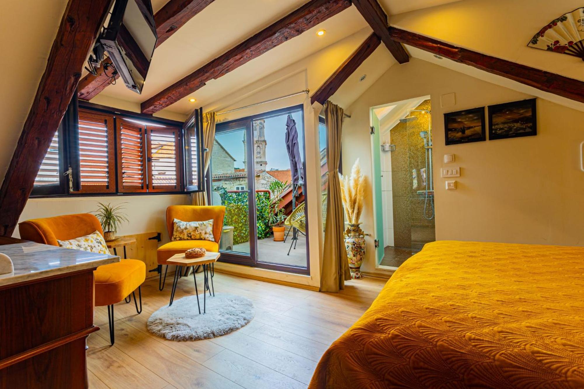 Apartments & Rooms Trogir Stars Free Parking מראה חיצוני תמונה