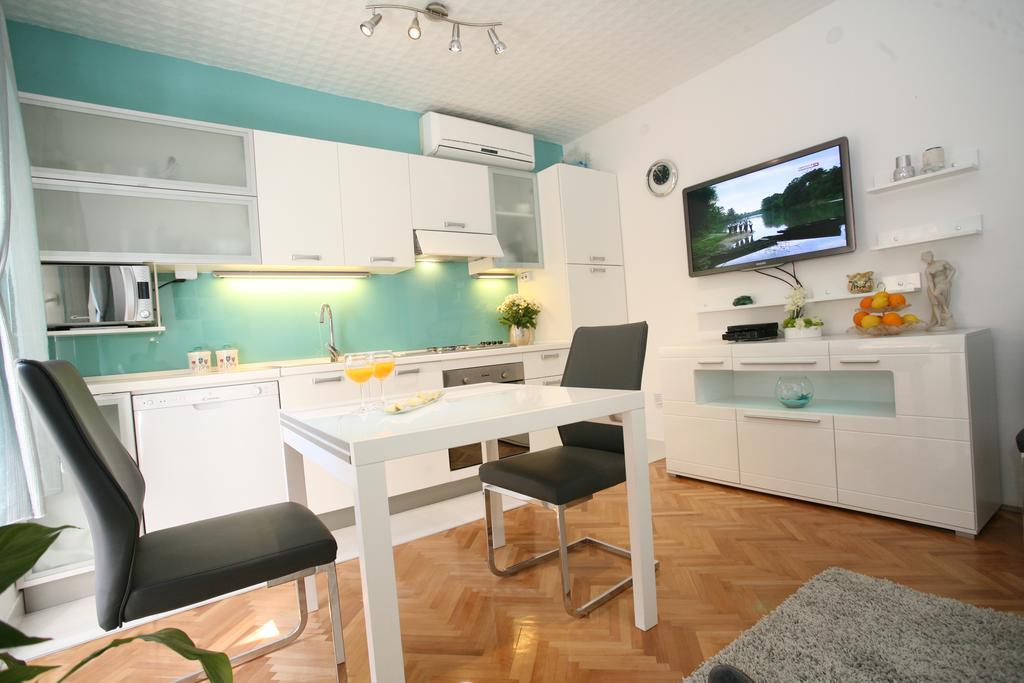 Apartments & Rooms Trogir Stars Free Parking מראה חיצוני תמונה